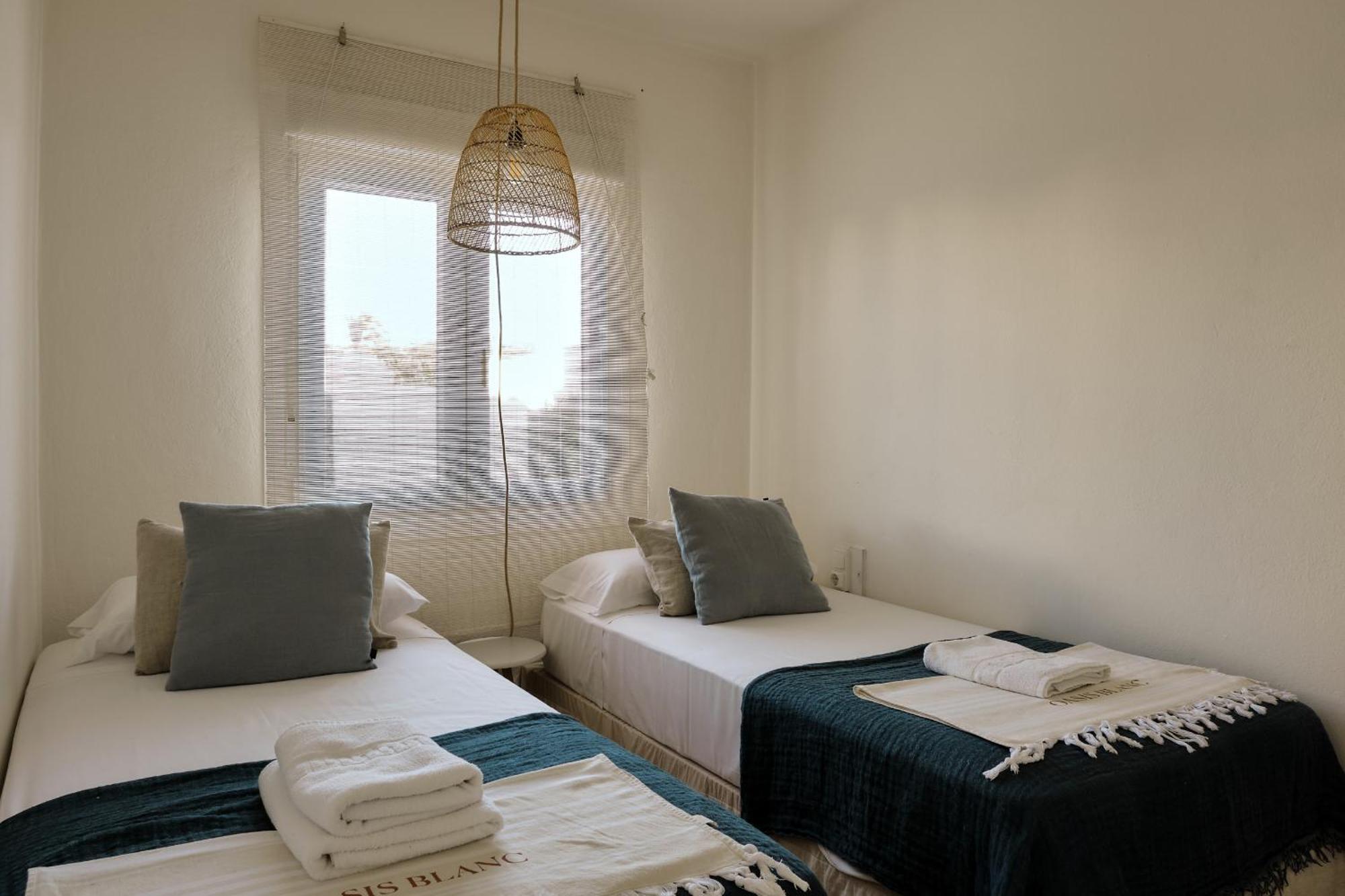 Arenal D'En Castell North Apartment Es Mercadal Ngoại thất bức ảnh