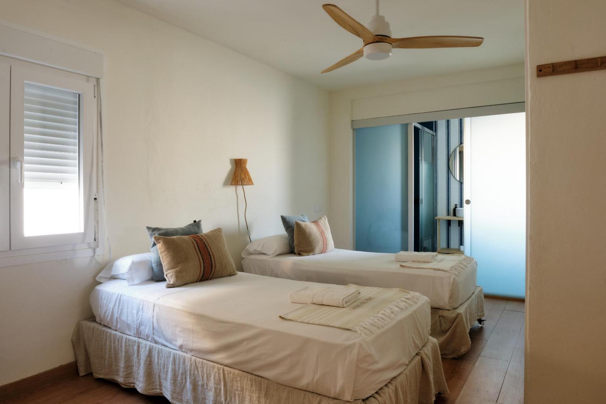 Arenal D'En Castell North Apartment Es Mercadal Ngoại thất bức ảnh