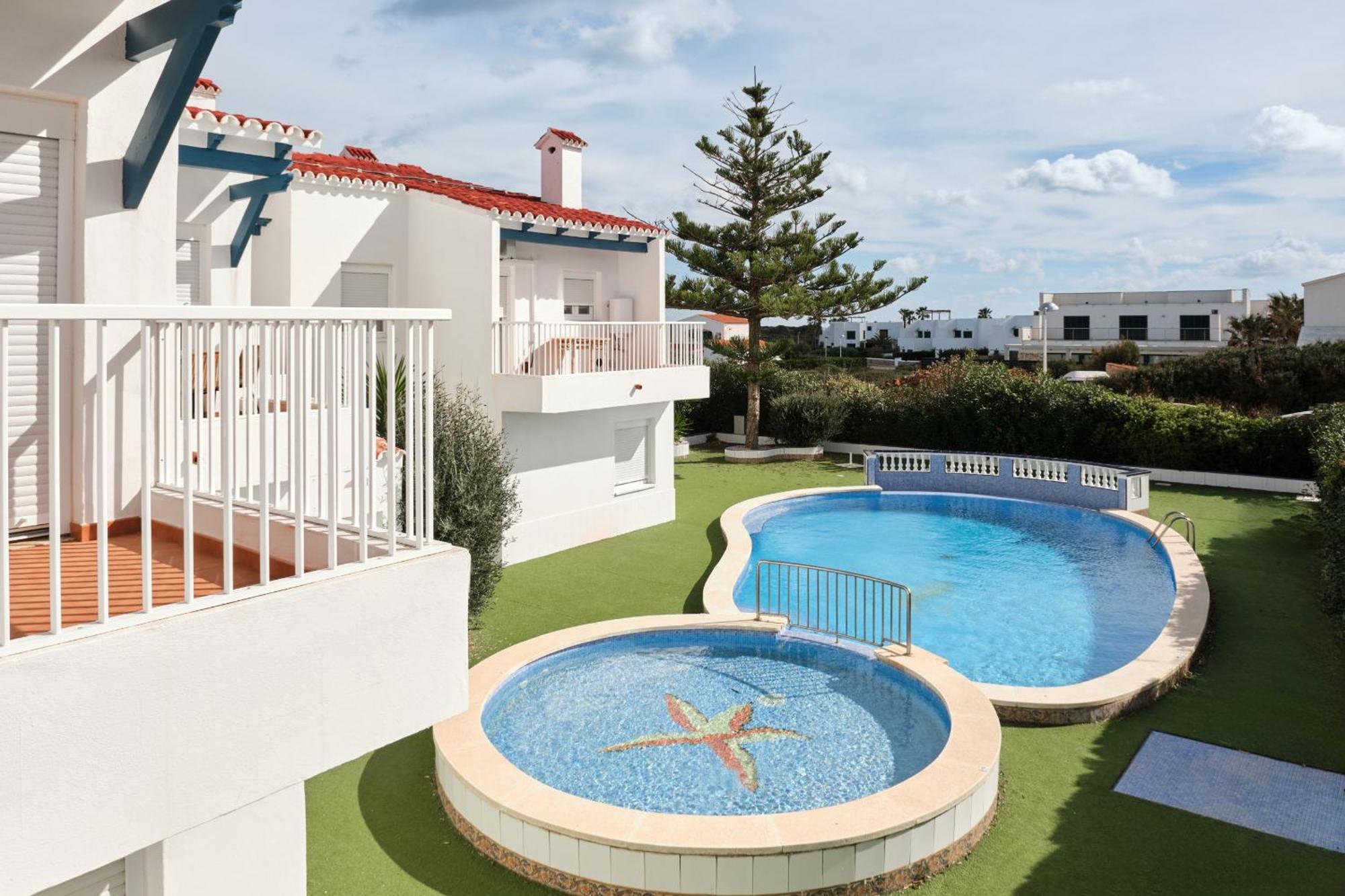 Arenal D'En Castell North Apartment Es Mercadal Ngoại thất bức ảnh